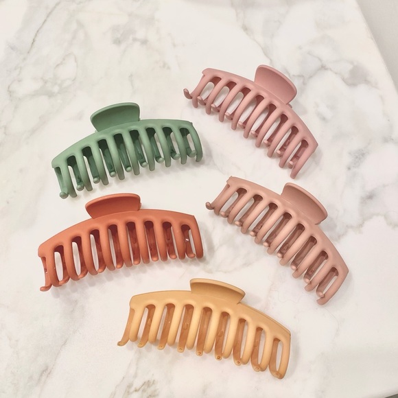 Amazon Large Matte Claw Clips Set of 5 - Picture 5 of 6